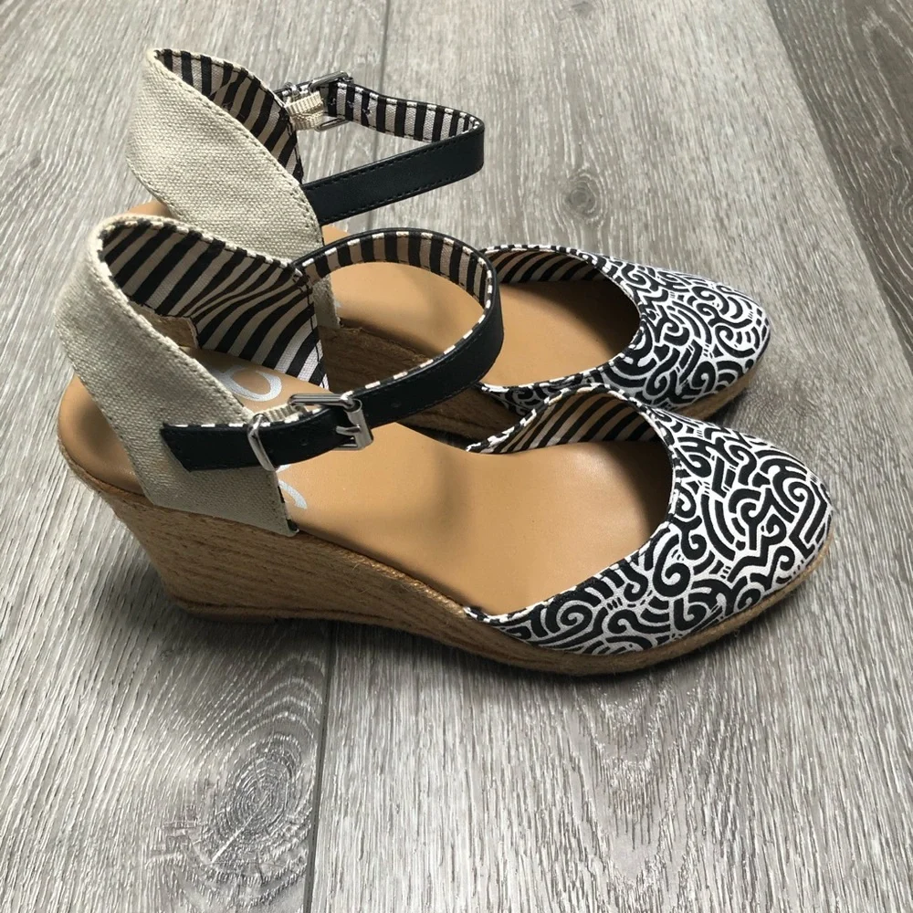 DV8 wedge heels black white 7.5 - Picture 3 of 12